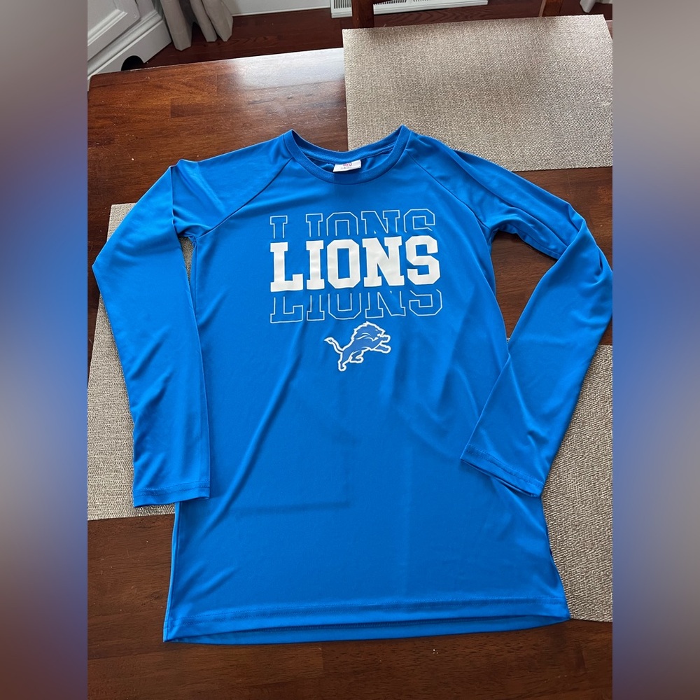 Detroit Lions football long sleeve top.